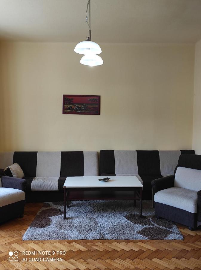 Anna Apartmanok Pecs Exterior photo