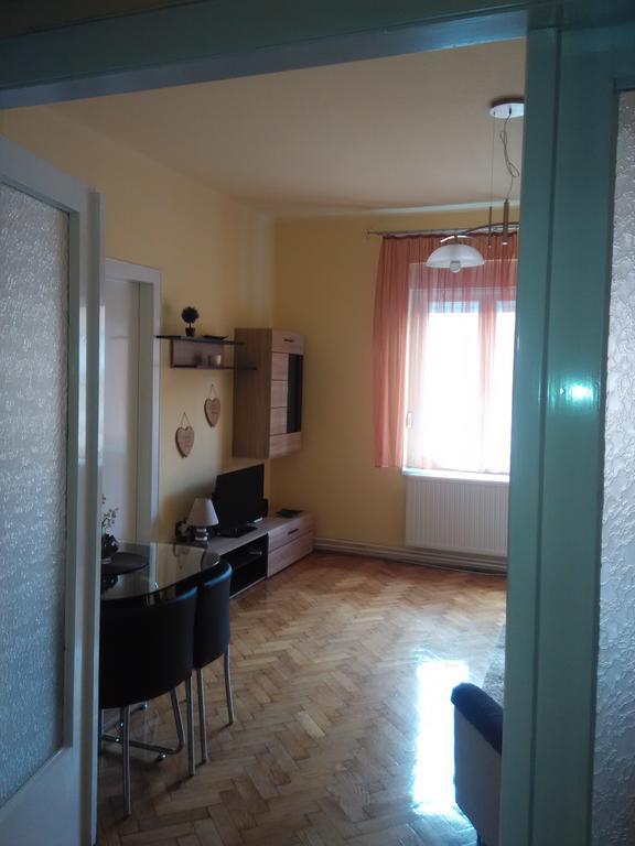 Anna Apartmanok Pecs Exterior photo